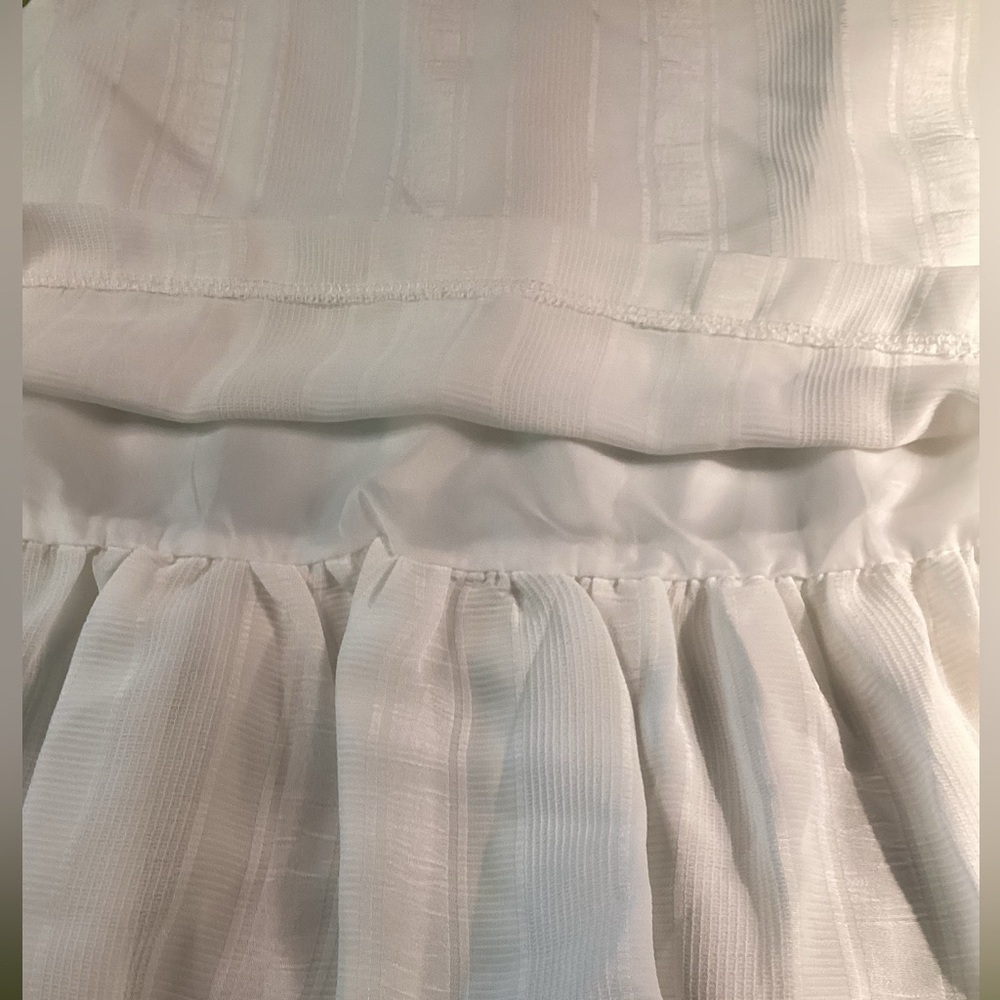 BE YOU TIFUL NEWT SLEEVELESS WHITE TOP - Picture 11 of 13